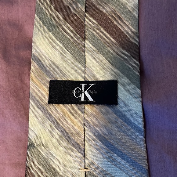 NWOT Calvin Klein Neck Tie - Picture 3 of 3
